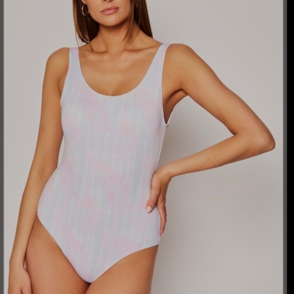 ARMANI Exchange Stampa Tie Dye Logo Scoop Back One Piece Swimsuit Size L NWT